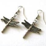 Antiqued silver dragonfly e..