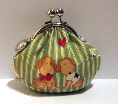 Dogs in love frame pouch - frame purse
