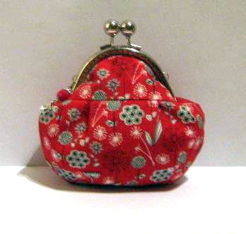 Flower on red frame pouch - frame purse